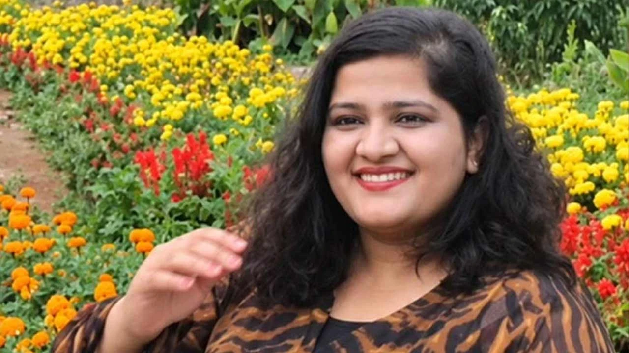 বাবা-মা জানতেন মেয়ে লন্ডনে, কিন্তু ফ্ল্যাটে মিলল মরদেহ!